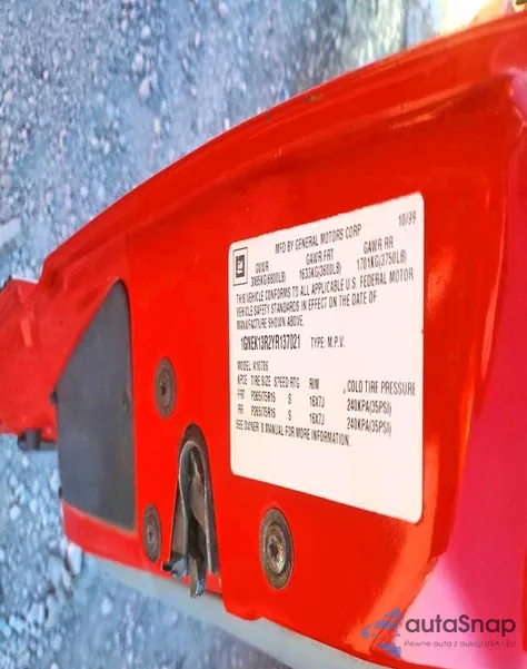 2000 Chevrolet Tahoe K1500 z USA, uszkodzony, nr VIN 1GNEK13R2YR137021